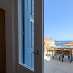 Katina's Coastal Oasis *