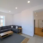 Katina's Coastal Oasis Apartman *
