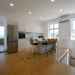Katina's Coastal Oasis Apartman *