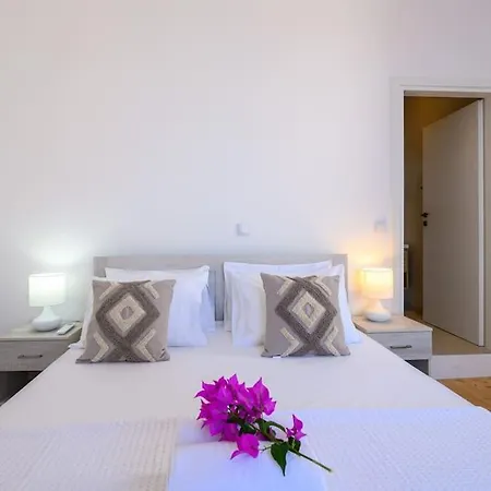 Katina's Coastal Oasis Pylos