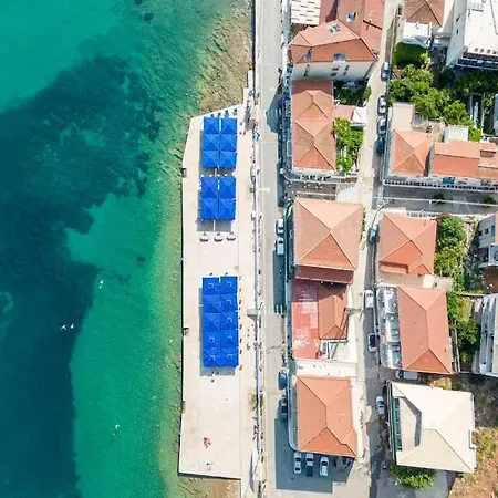 Katina's Coastal Oasis