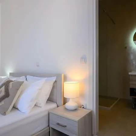 Katina's Coastal Oasis