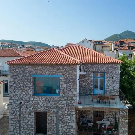 Katina's Coastal Oasis