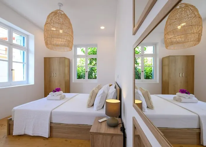 Katina's Coastal Oasis *