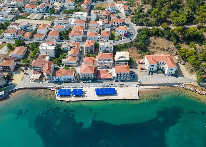 Katina's Coastal Oasis Apartment