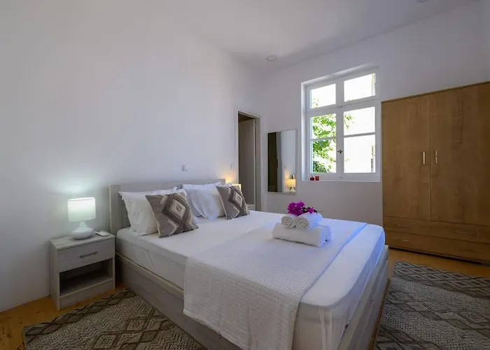 Katina's Coastal Oasis Pylos