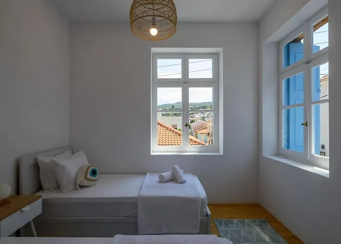 Katina's Coastal Oasis Apartment *