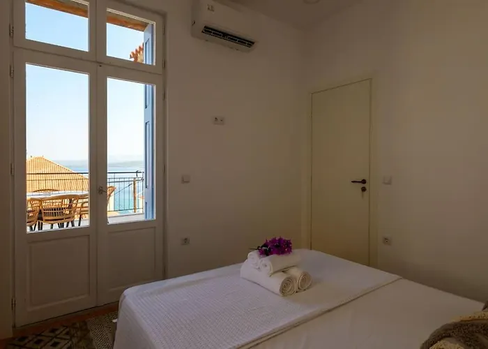 Katina's Coastal Oasis * Pylos