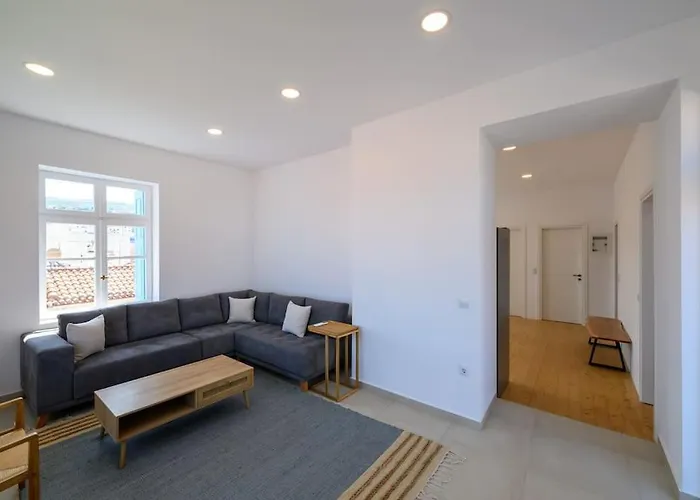 Katina's Coastal Oasis Apartment *