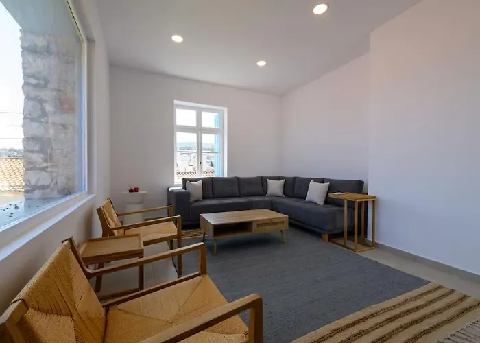 Katina's Coastal Oasis *