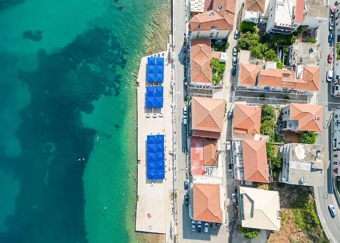 Katina's Coastal Oasis